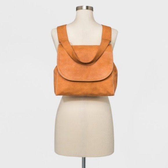 universal thread convertible backpack